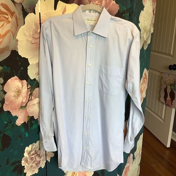 Burberry Mens Blue Button Down 🎠💜⚜️ - Picture 1 of 4